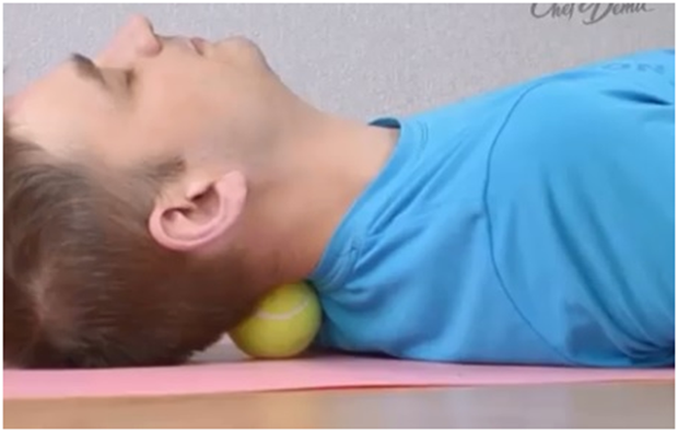 reduce neck pain using tennis ball